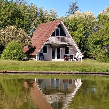 De Gouwe, 158 - Aan Visvijver, De Beste Visstek Gramsbergen Luaran gambar